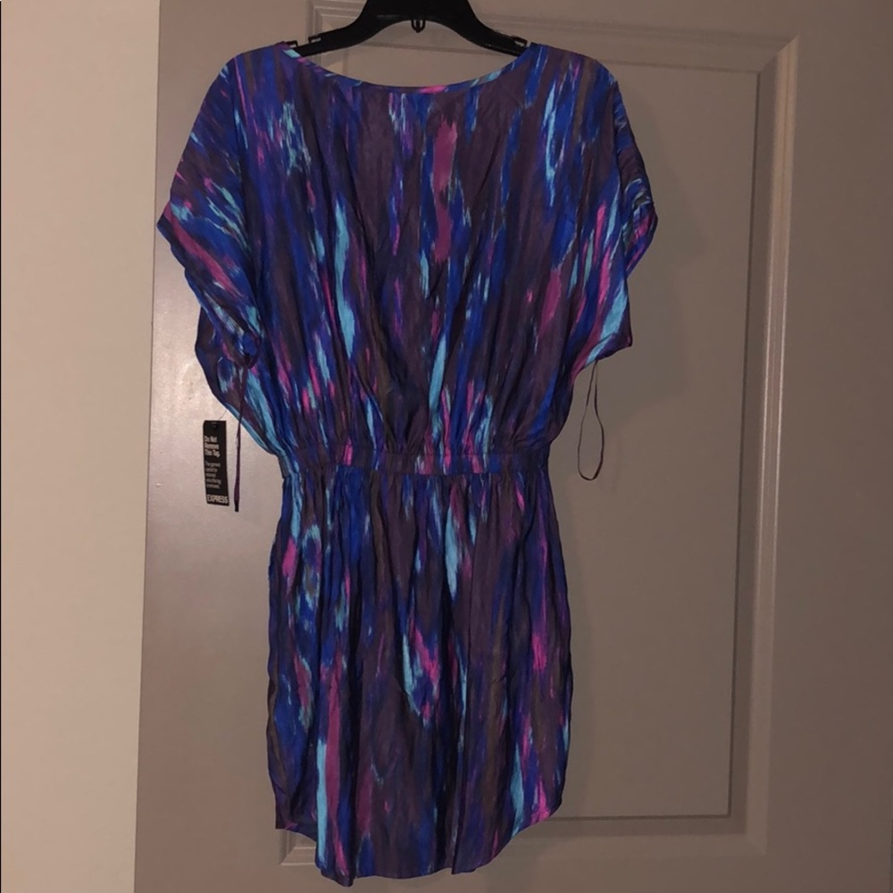 Express dress - Picture 2 of 3